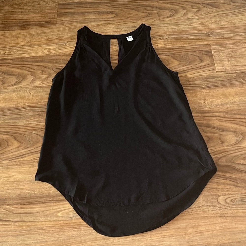 Old Navy Black Sleeveless Blouse